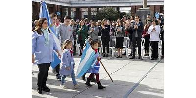 ESCUELA 20 DE JUNIO