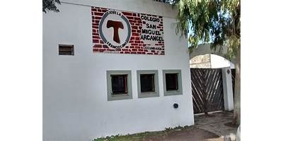 COLEGIO SAN MIGUEL ARCANGEL