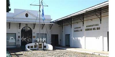 COLEGIO SECUNDARIO CAPITÁN DE FRAGATA CARLOS MARIA MOYANO
