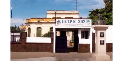 E.E. TÉCNICO PROFESIONAL NRO 392 JURAMENTO DE LA BANDERA