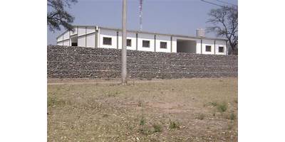 ESC. DE COMERCIO  LOLA MORA