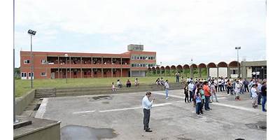 ESC. SECUNDARIA CAPITAN CACERES