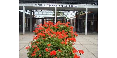 ESC. TECNICA N° 1 - LA COCHA