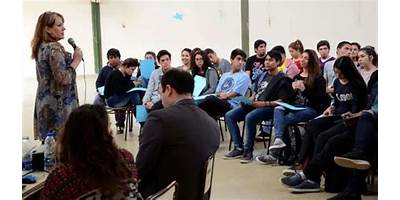 ESCUELA AUXILIARES TÉCNICOS DE LA MEDICINA