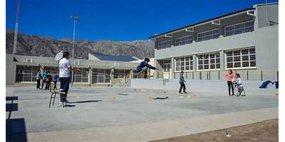 ESCUELA DE EDUCACIÓN SECUNDARIA 12 DE AGOSTO