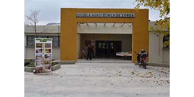 ESCUELA DE EDUCACIÓN SECUNDARIA DE ZONDA
