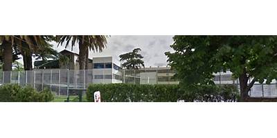 ESCUELA HÖLTERS