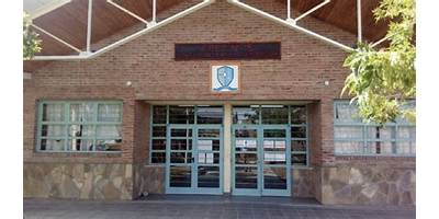 ESCUELA PROVINCIAL DE ENSEÑANZA TÉCNICA 15