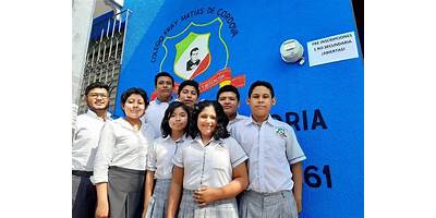ESCUELA SECUNDARIA ELSA CAPATTO DE TRUCCO 4