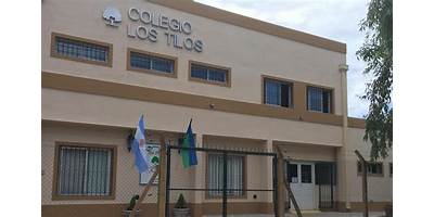 ESCUELA SECUNDARIA LOS TILOS