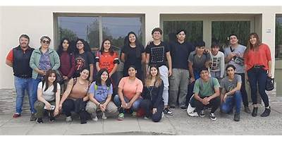 ESCUELA SECUNDARIA RIO NEGRO NRO. 8 RAUL J. FERNANDEZ