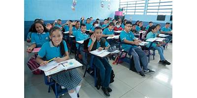 ESCUELA SECUNDARIA RURAL - VILLA TRINIDAD