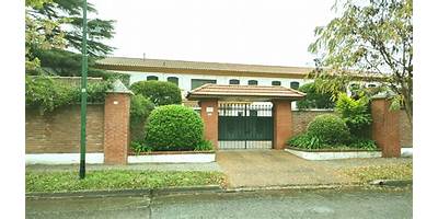 INSTITUTO SANTISIMA TRINIDAD