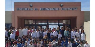 COLEGIO DR. B.A. HOUSSAY