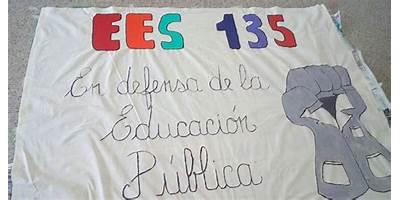 E.E.S. Nº 135