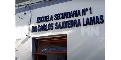 ESC. DR. CARLOS SAAVEDRA LAMAS
