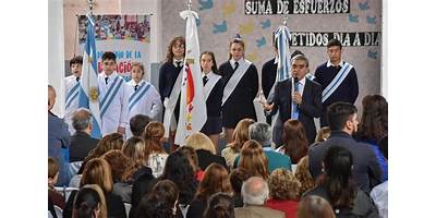 ESC. MUNICIPAL Y COOPERATIVA GABRIELA MISTRAL