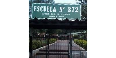 ESC. Nº 372