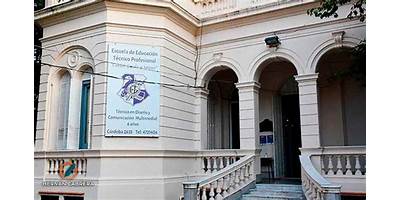 ESCUELA CARLOS GUIDO SPANO