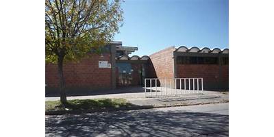 ESCUELA DE EDUCACION ESPECIAL DRA.CAROLINA TOBAR GARCIA N° 7039