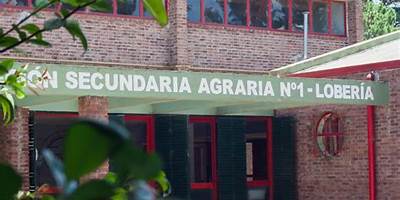 ESCUELA DE EDUCACIÓN SECUNDARIA AGRARIA Nº1 GENERAL LUCIO MANSILLA