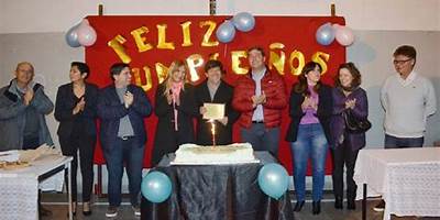 ESCUELA MUNICIPAL DE APRENDIZAJE LABORAL (E.M.A.L.) JUAN DEMONTE