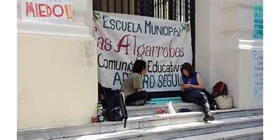 ESCUELA MUNICIPAL LAS ALGARROBAS - NIVEL INICIAL