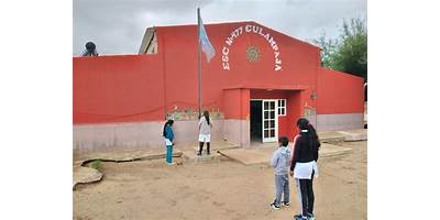 ESCUELA N° 423 FUNDACION WOLF