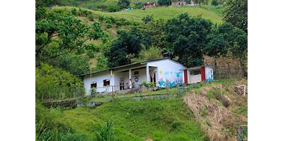 ESCUELA N° 4698 EX N° 1040
