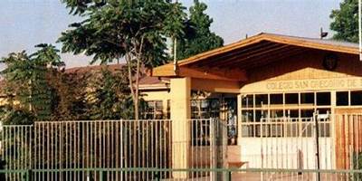 ESCUELA N° 698