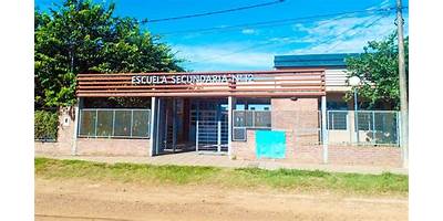 ESCUELA SECUNDARIA CLELIA VERSALLI 12