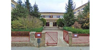 ESCUELA TOMAS HERNAN CORTES