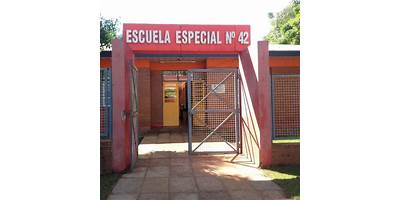 ESC. ESPECIAL Nº 42