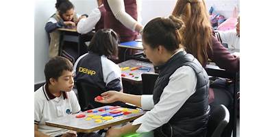 JIN N°13 - ANEXO 04 EN ESCUELA N°33