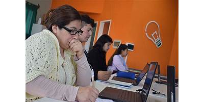 ESCUELA PUBLICA DIGITAL ADULTOS N° 32 NASCHEL