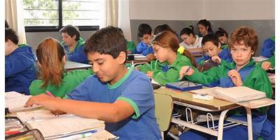 COLEGIO COLINAS VERDES