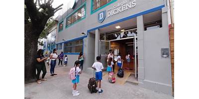 COLEGIO DICKENS