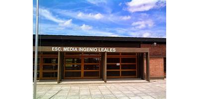 ESC. N° 381 DR. FERNANDO DE PRAT GAY