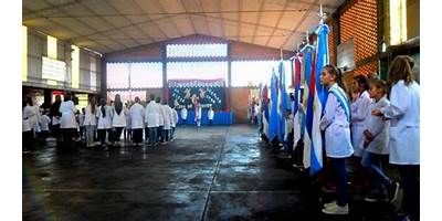 ESC. Nº 569: FRAGATA ARGENTINA