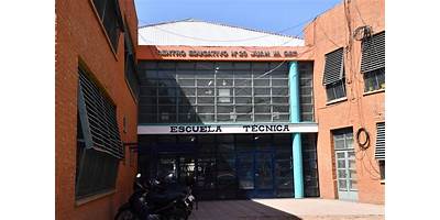 ESC.N°323 JUAN W.GEZ
