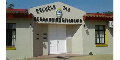 ESCUELA BERNARDINO RIVADAVIA