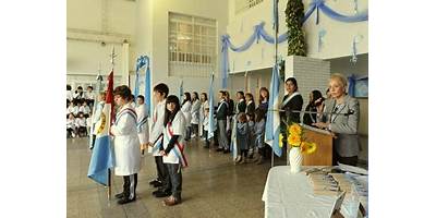 ESCUELA DOCENTES SANJUANINOS