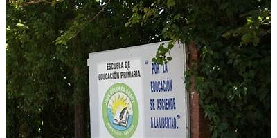 ESCUELA JUAN DOLORES GODOY