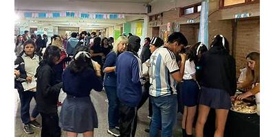 ESCUELA PRIMERA JUNTA