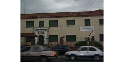 ESCUELA SAGRADA FAMILIA