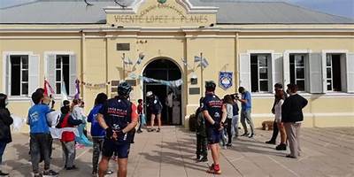 ESCUELA VICENTE LOPEZ Y PLANES