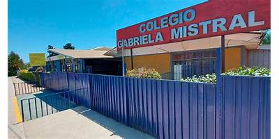 GABRIELA MISTRAL 50