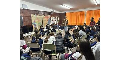 JUAN LARREA EMER