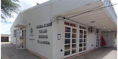 POR LOS SENDEROS DE LA PATRIA
