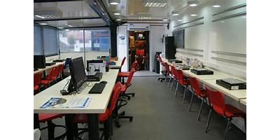 AULA TALLER MOVIL 147